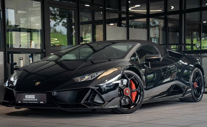 car-img